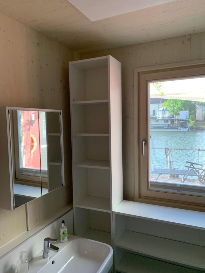 Waterside Living - Hausboot Linz Hotell Eksteriør bilde